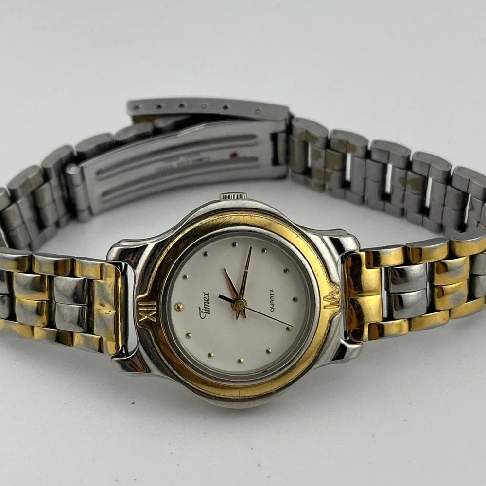 Vintage Timex Watch Women 26mm Case Two Tone 7.25